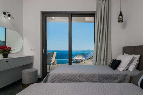 2 bedrooms House in Zakynthos, Greece No. 24722 4