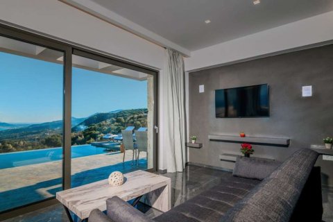 2 bedrooms House in Zakynthos, Greece No. 24722 17