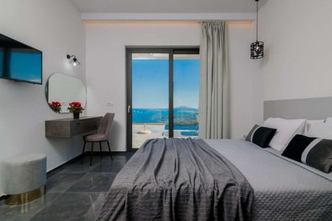 2 bedrooms House in Zakynthos, Greece No. 24722 6