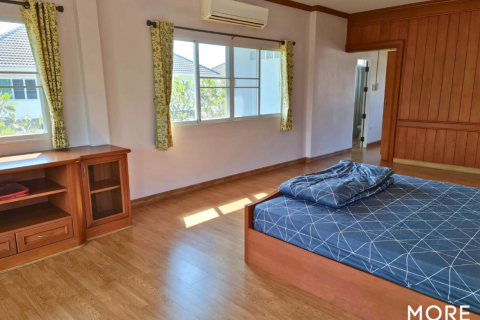 4 bedrooms House in Chiang Mai, Thailand No. 97893 8
