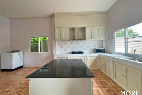 4 bedrooms House in Chiang Mai, Thailand No. 97893 17