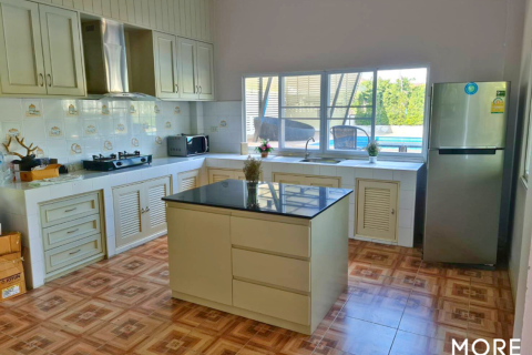 4 bedrooms House in Chiang Mai, Thailand No. 97893 16