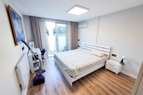 5 rooms Apartment in Tri Phuong, Vietnam No. 21170 13