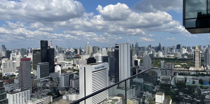 2 bedrooms Condo  in Bangkok, Thailand No. 98343