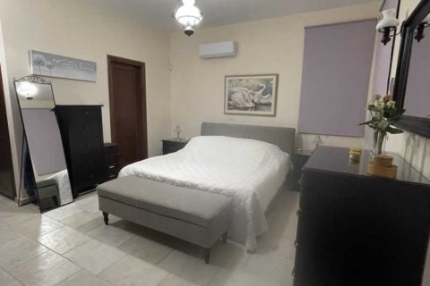 4 bedrooms Villa in Episkopi, Cyprus No. 82686 11