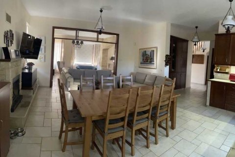 4 bedrooms Villa in Episkopi, Cyprus No. 82686 8