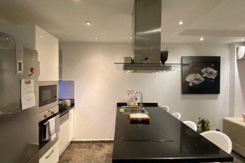 2 bedrooms Apartment in Phong Thanh Tay A, Vietnam No. 11989 10