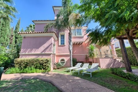 6 dormitorios House en Puerto Banus, Spain No. 25475
