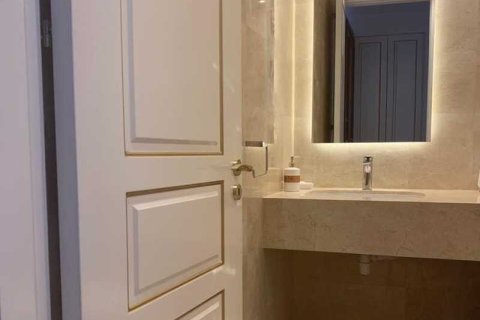 2 bedrooms Penthouse in Germasogeia, Cyprus No. 32422 8