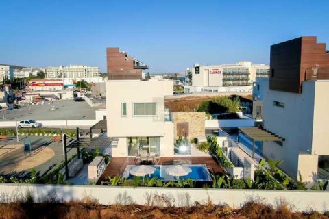 4 bedrooms House in Ayia Napa, Cyprus No. 62694 7