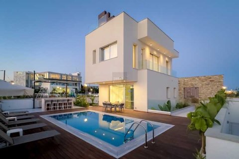 4 bedrooms House in Ayia Napa, Cyprus No. 62694 1