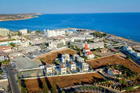 4 bedrooms House in Ayia Napa, Cyprus No. 62694 4