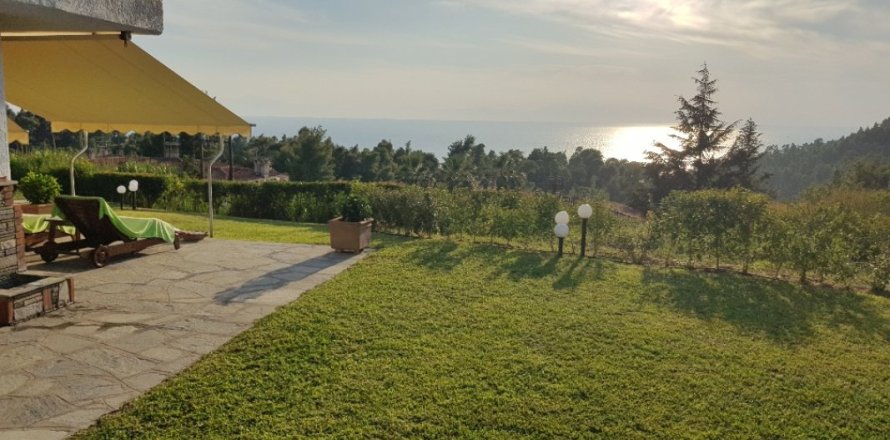 3 bedrooms Townhouse in Chalkidiki, Greece No. 49103