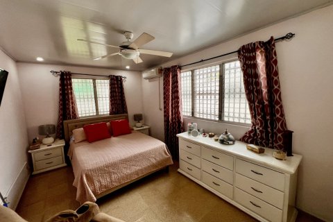 3 bedrooms House in Panama City, Panama No. 112920 7