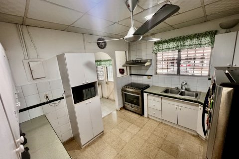 3 bedrooms House in Panama City, Panama No. 112920 4