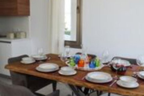 3 bedrooms Villa in Larnaca, Cyprus No. 105943 4