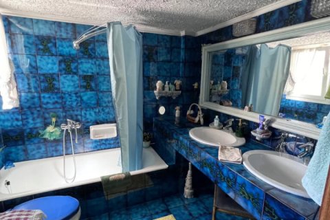 4 bedrooms Apartment in Athens, Greece No. 113801 18