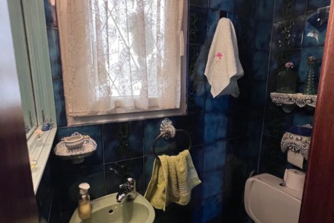 4 bedrooms Apartment in Athens, Greece No. 113801 20