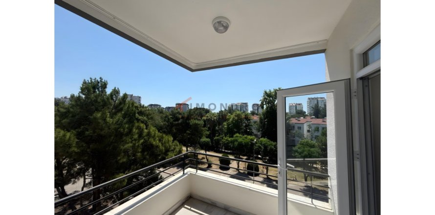 4 bedrooms Apartment in Konyaalti, Turkey No. 122903