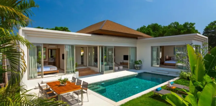 3 bedrooms Villa in Phuket, Thailand No. 84741