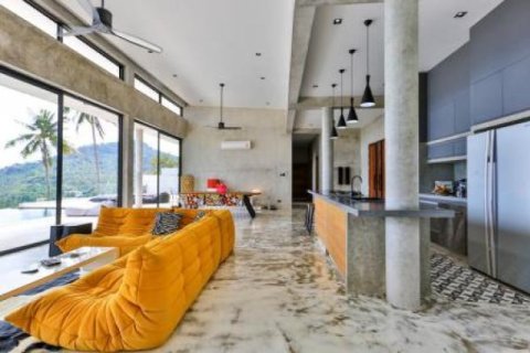 3 bedrooms Villa on the Chaweng Beach, Thailand No. 95929 8