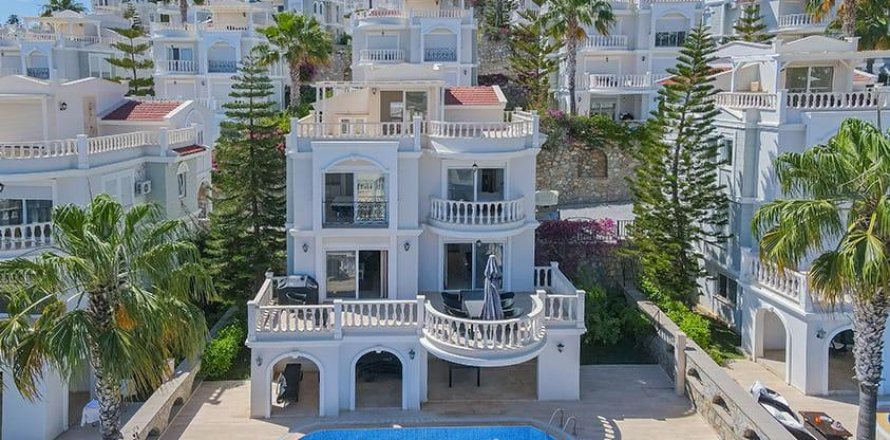 Квартира с 6 комнатами в Конаклы, Турция №20634