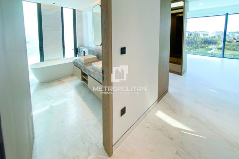 5 bedrooms Villa in Dinh Xuyen, Vietnam No. 93202 8