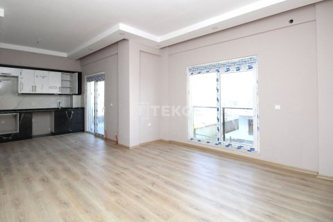 4 bedrooms Apartment in Vu Xa, Vietnam No. 11057 14