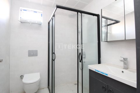 4 bedrooms Apartment in Vu Xa, Vietnam No. 11057 28