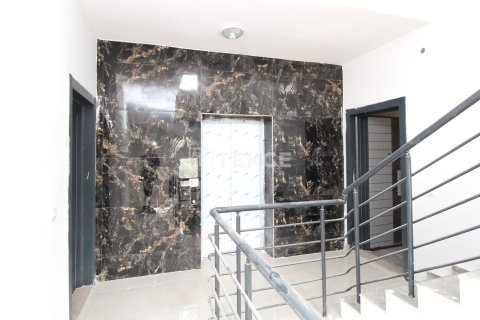 4 bedrooms Apartment in Vu Xa, Vietnam No. 11057 26