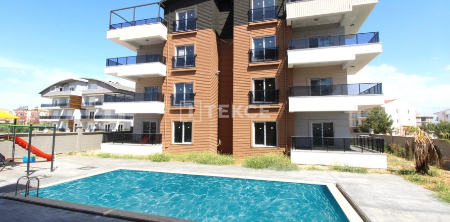4 bedrooms Apartment in Serik, Turkey No. 11057