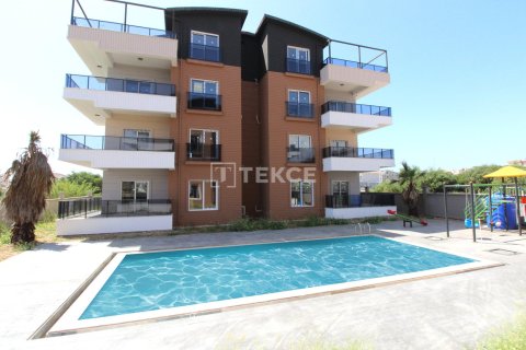 4 bedrooms Apartment in Vu Xa, Vietnam No. 11057 3