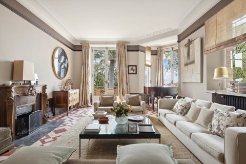 8 chambres House à Cannes, France No. 67993 4