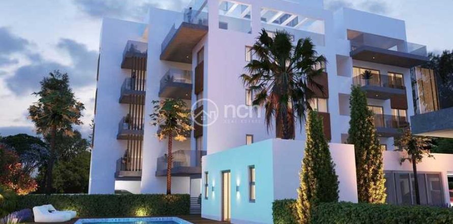 3 bedrooms Apartment in Agios Athanasios, Cyprus No. 35069