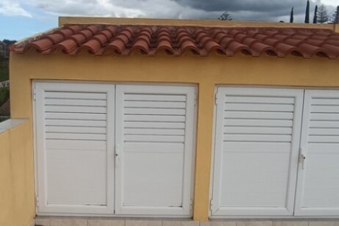 3 bedrooms House in Anavyssos, Greece No. 108013 10