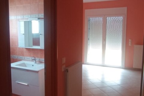 3 bedrooms House in Anavyssos, Greece No. 108013 17