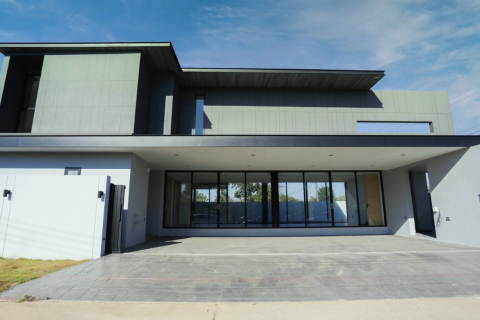 4 bedrooms House in Chiang Mai, Thailand No. 98242 1