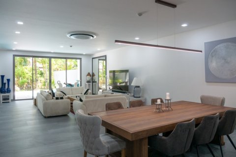 2 bedrooms Apartment in Bang Tao, Thailand No. 97282 10