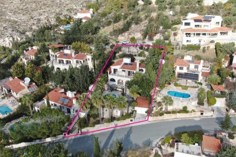 3 bedrooms Villa in Paphos, Cyprus No. 75905 4