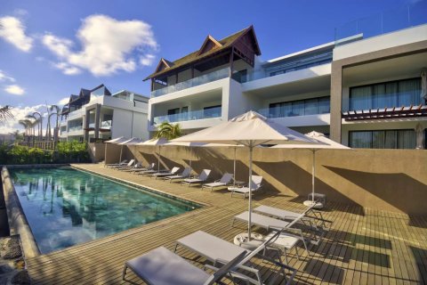 3 bedrooms Apartment in Grand Gaube, Mauritius No. 107176 1