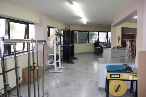 1070m² Building in Peristeri, Greece No. 108530 9