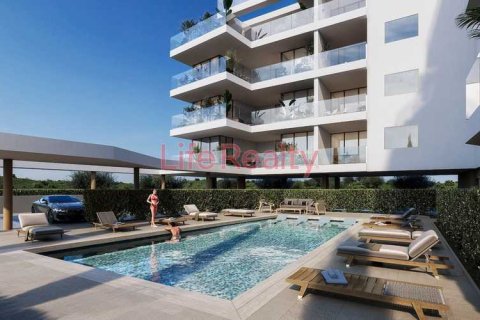 3 bedrooms Penthouse in Germasogeia, Cyprus No. 80894 2