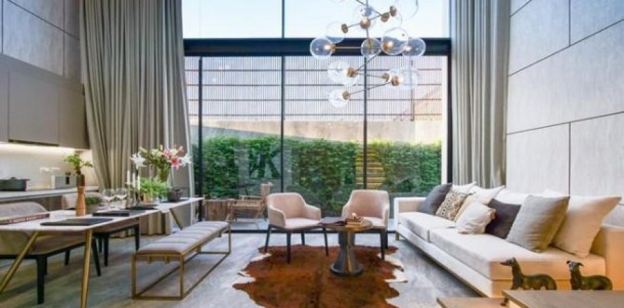 2 bedrooms Villa in Bangkok, Thailand No. 96207