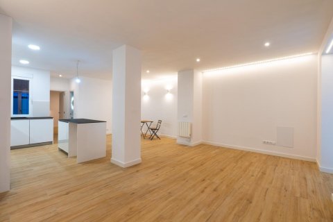 1 bedroom Apartment in Madrid, Spain No. 122207