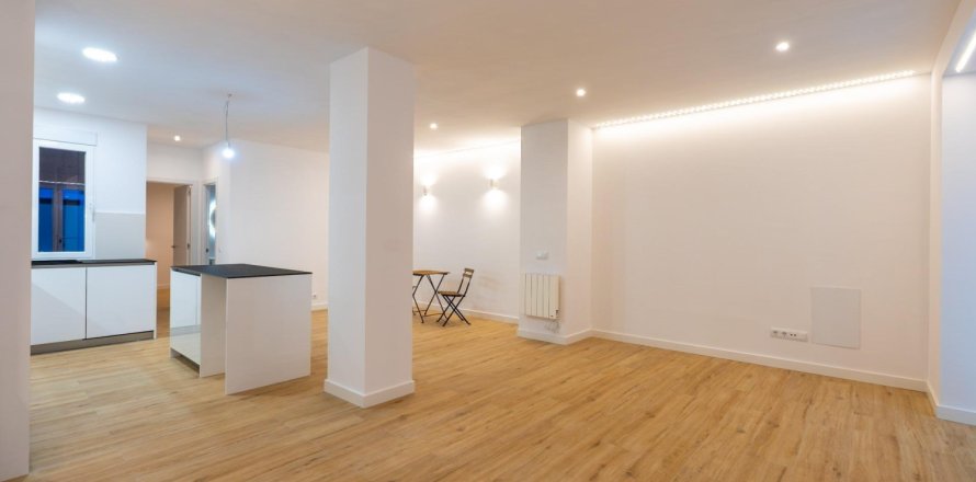 1 bedroom Apartment in Madrid, Spain No. 122207