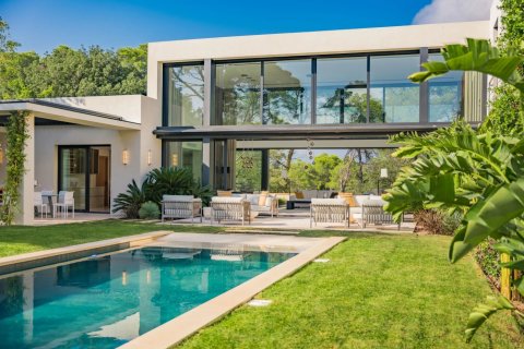 6 bedrooms Villa in Mougins, France No. 82368 10