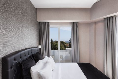 2200m² Hotel in Glyfada, Greece No. 58974 5