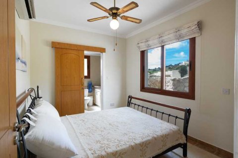 4 bedrooms Villa in Pegeia, Cyprus No. 30855 4