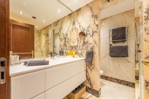 3 bedrooms Properties in Dinh An, Vietnam No. 27319 3