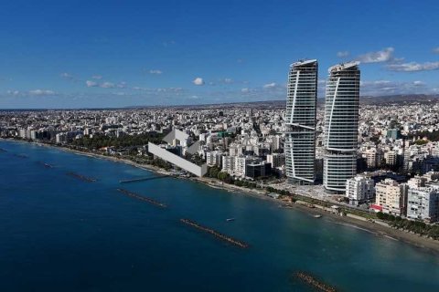 4 bedrooms Apartment in Limassol, Cyprus No. 103754 4